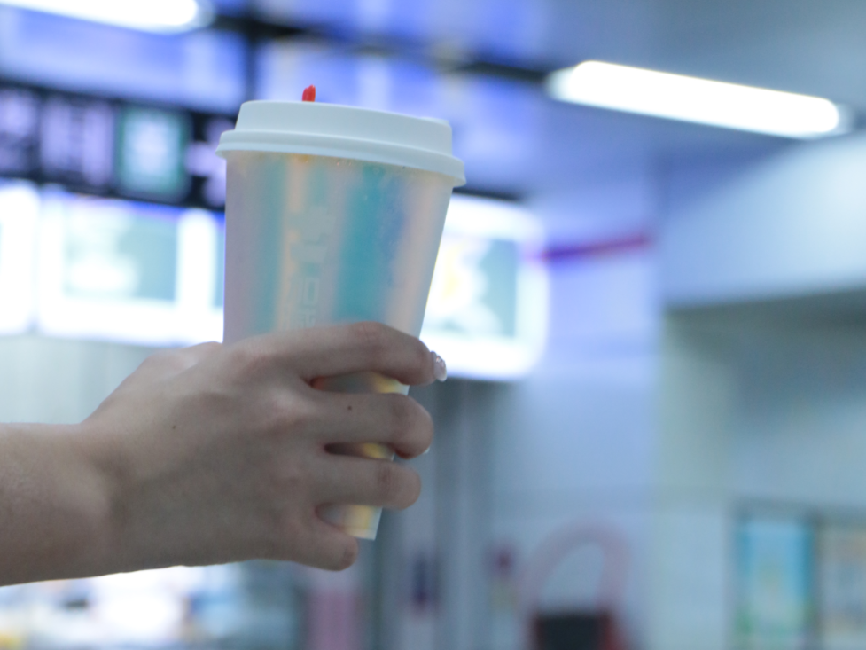 抖圈茶饮|现在开一家奶茶店怎么样，还有优势吗